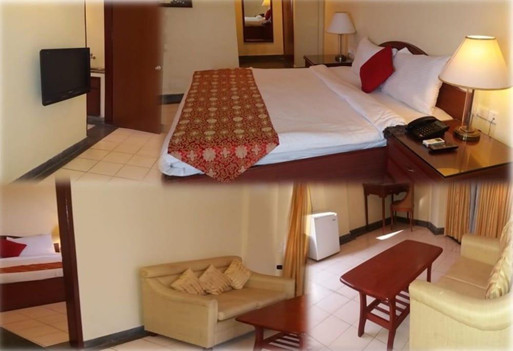 The Chariot Resort & Spa Puri Esterno foto