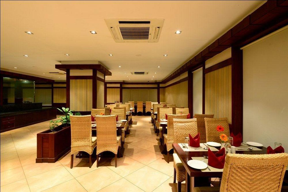 The Chariot Resort & Spa Puri Esterno foto